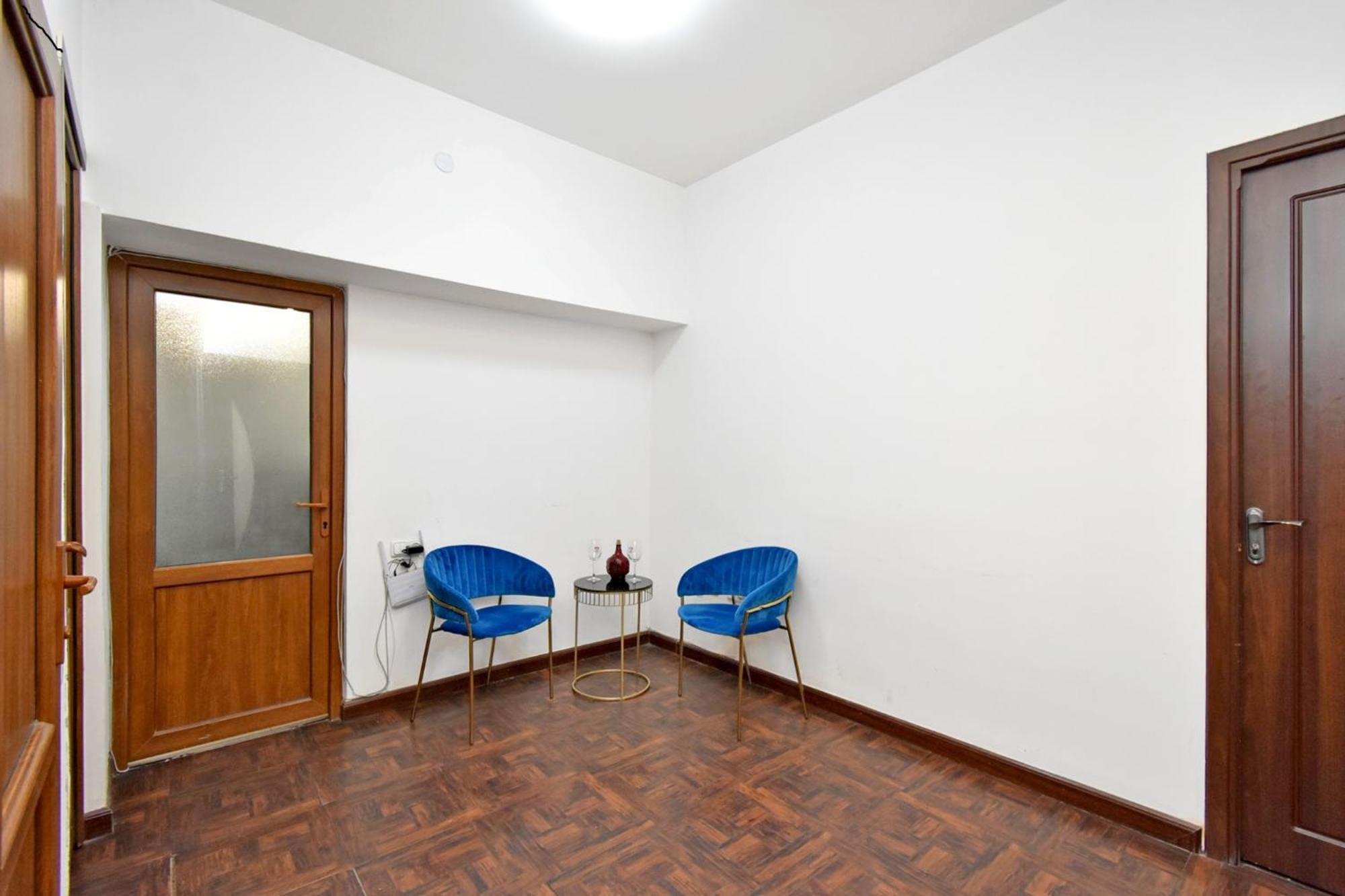A&S Hotel Yerevan Bagian luar foto