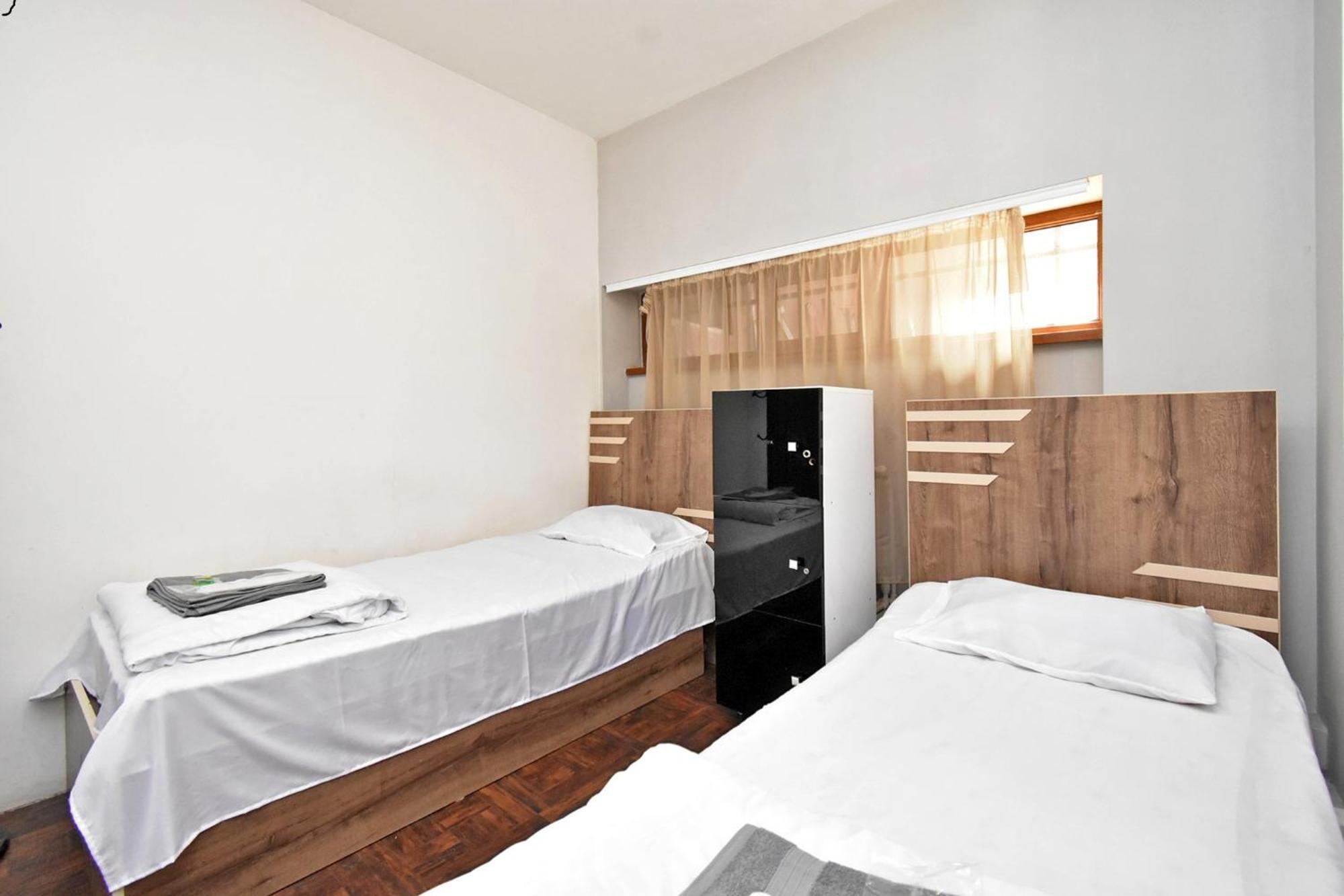 A&S Hotel Yerevan Bagian luar foto