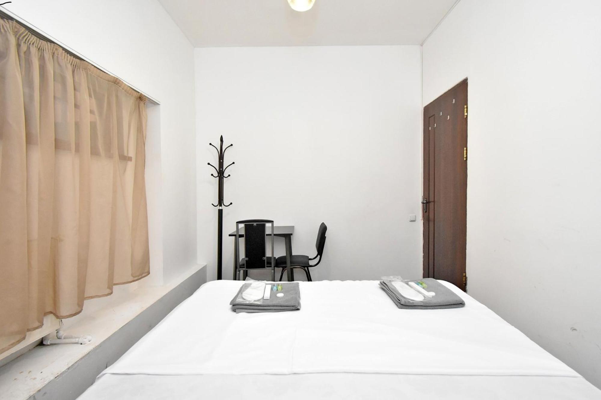 A&S Hotel Yerevan Bagian luar foto
