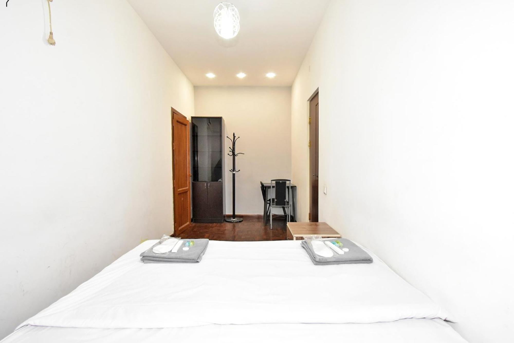 A&S Hotel Yerevan Bagian luar foto